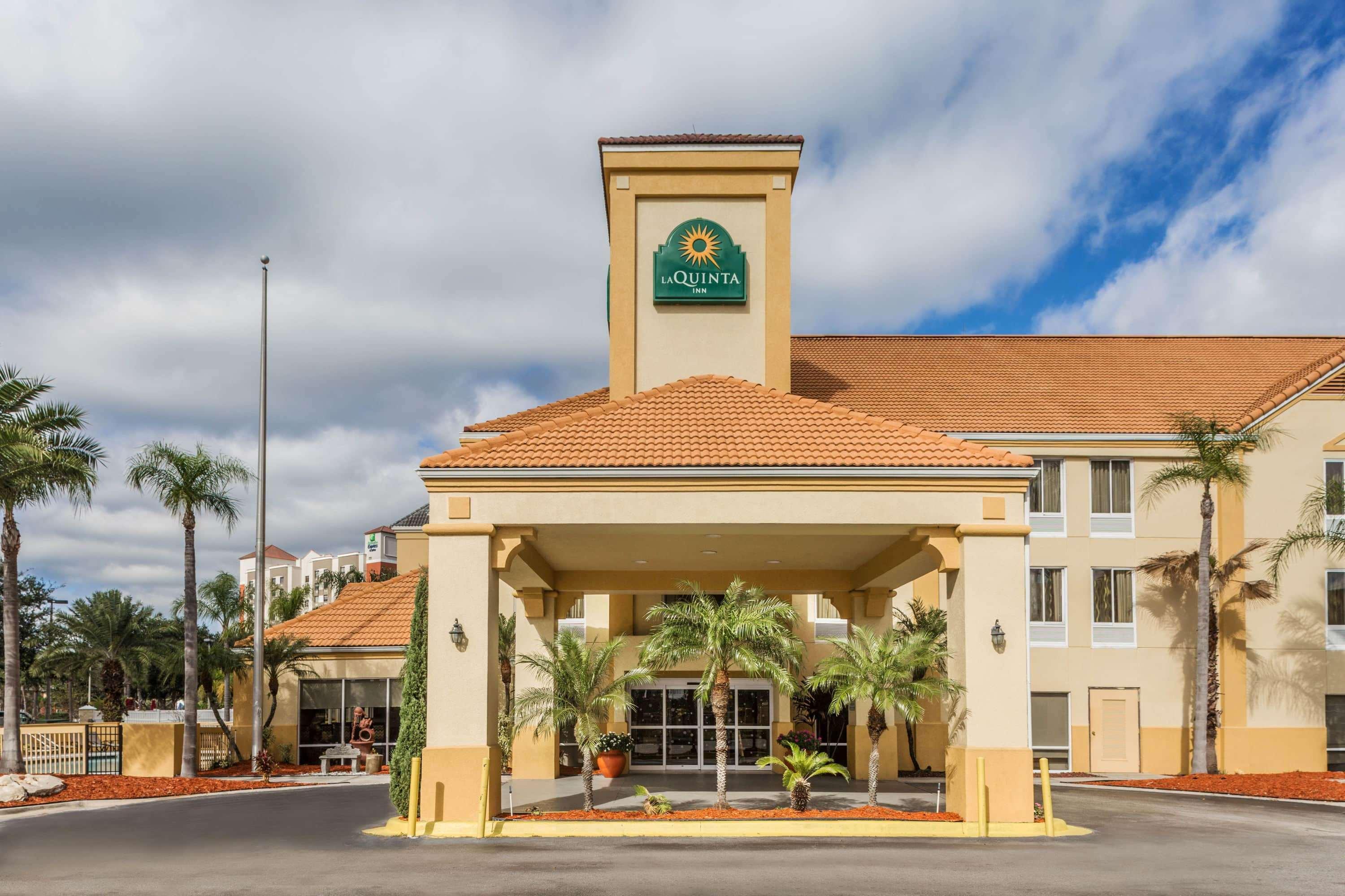 La Quinta By Wyndham Orlando Universal Area - Free Shuttle To Universal Ngoại thất bức ảnh