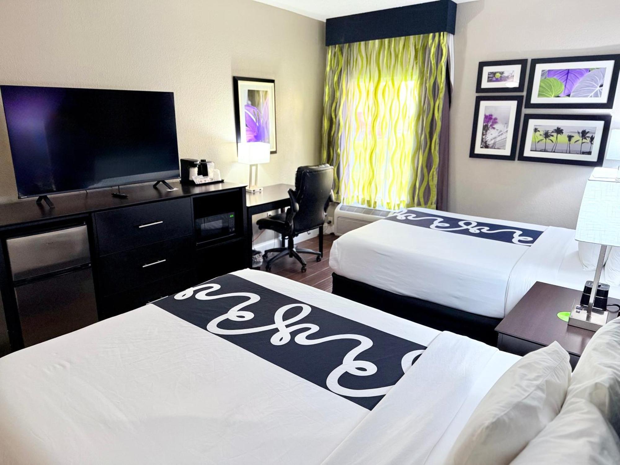 La Quinta By Wyndham Orlando Universal Area - Free Shuttle To Universal Ngoại thất bức ảnh